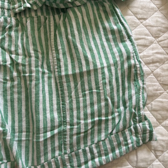 Shirt & Short Set: Women's Mid-Rise Pull-On Shorts - U - Picture 4 of 4